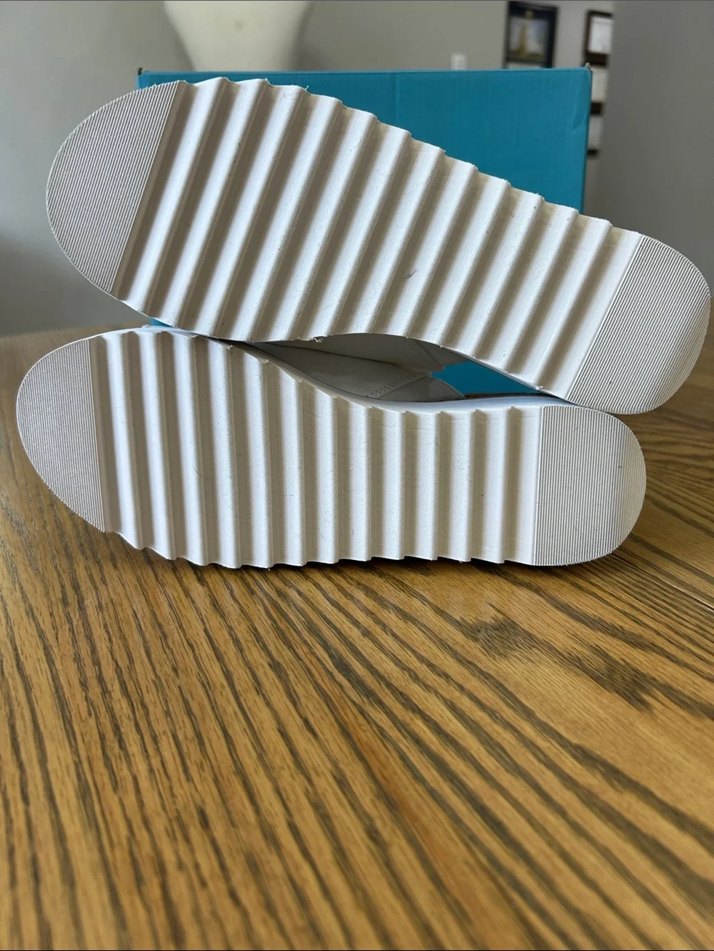 Toms slip into